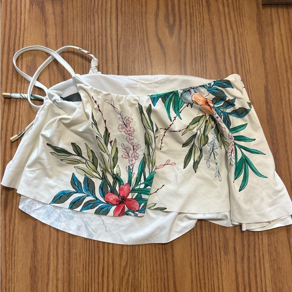 NWOT Vince Camuto Bikini Top One Shoulder Hawaiian Floral Flowy Size Small
